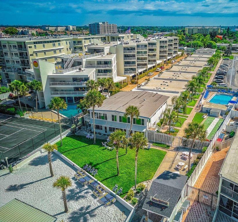 Sea Crest Aparthotel Point O'Rocks ภายนอก รูปภาพ