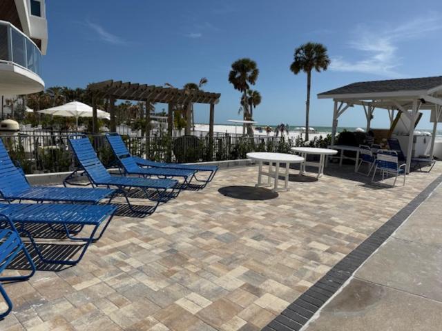 Sea Crest Aparthotel Point O'Rocks ภายนอก รูปภาพ