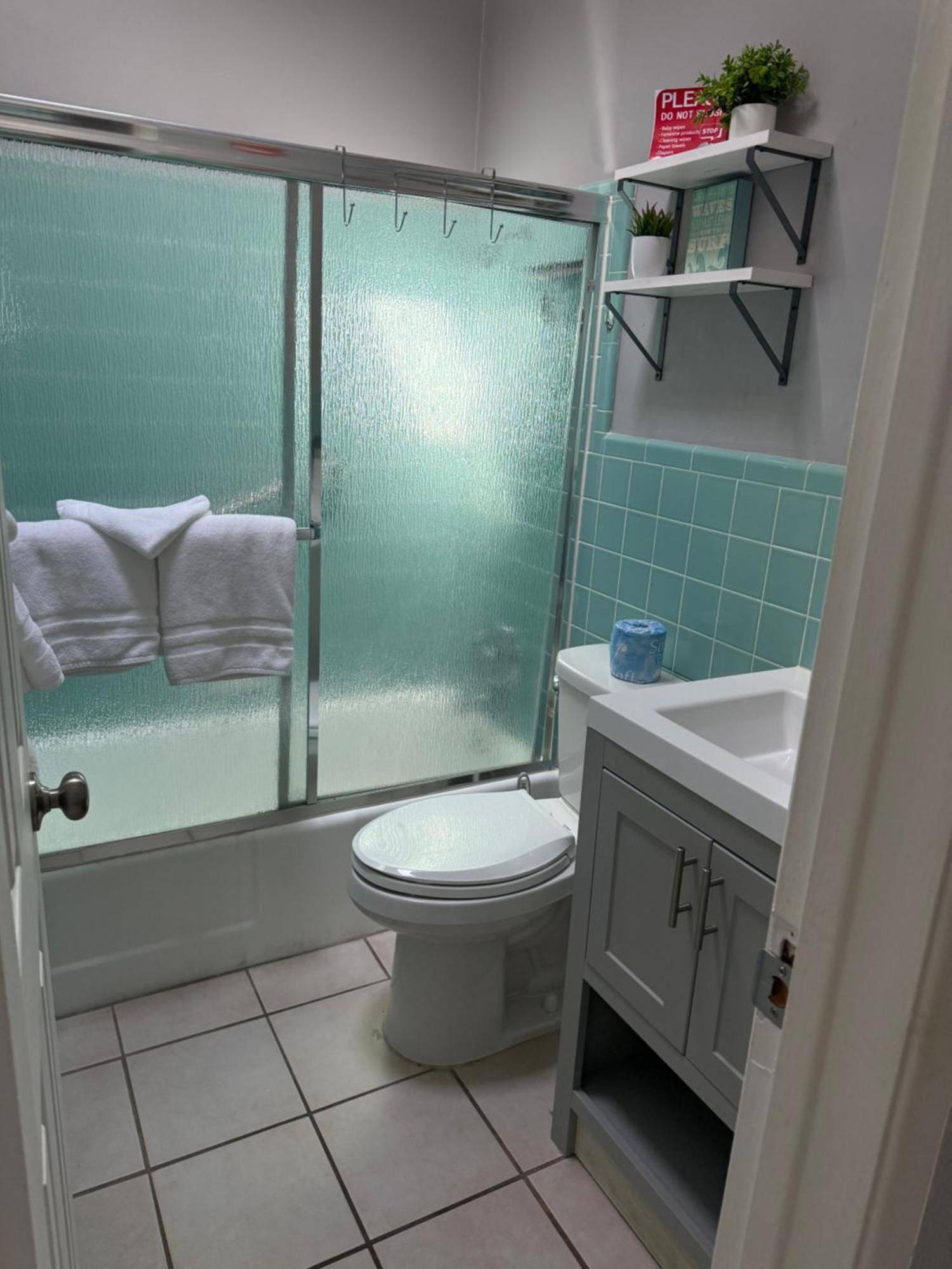 Sea Crest Aparthotel Point O'Rocks ภายนอก รูปภาพ